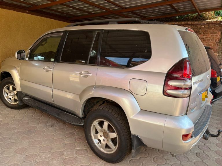 Rwanda Car Hire with Professional Driver